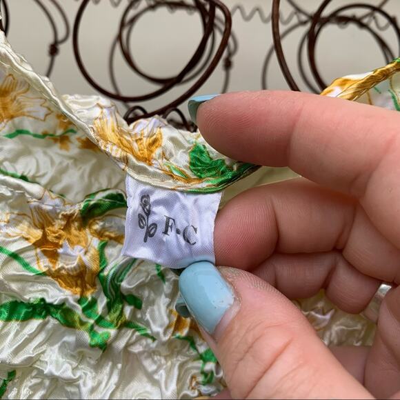 Y2K popcorn blouse retro floral cream gold - Picture 3 of 4